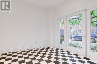 12 Admiral Rd in Toronto, ON - Building Photo - Building Photo