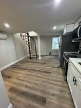 510 Main St, Unit 6 in Farmington, NH - Foto de edificio - Building Photo