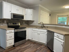 1213 Spring Run Rd in Lexington, KY - Building Photo - Building Photo
