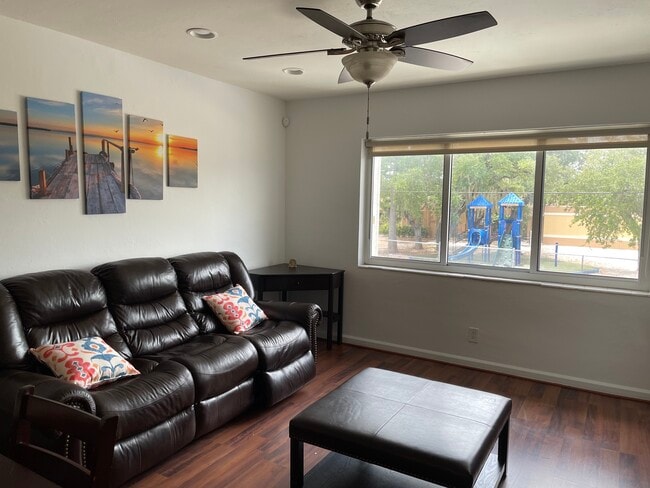property at 1001 SE 16th St