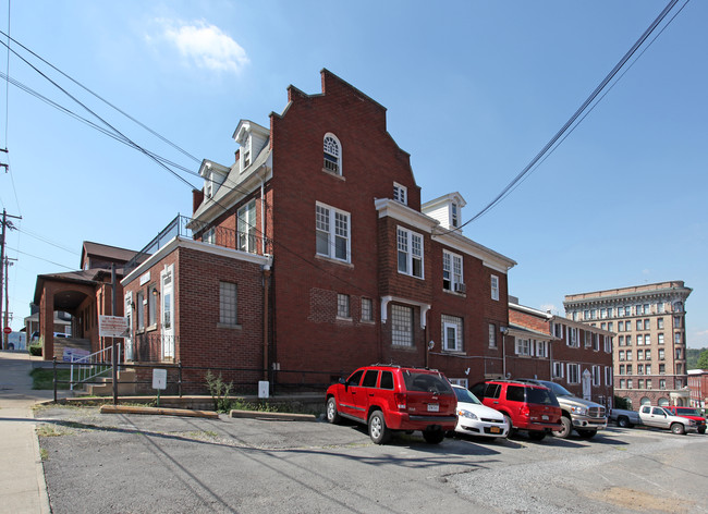 356 Washington Ave in Clarksburg, WV - Building Photo - Building Photo