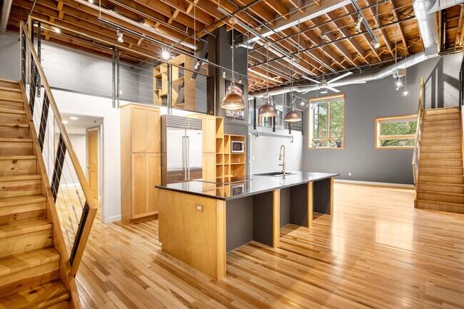 2715 Blake St in Denver, CO - Building Photo - Building Photo