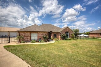262 Saddlebrook Ct in Rhome, TX - Building Photo - Building Photo