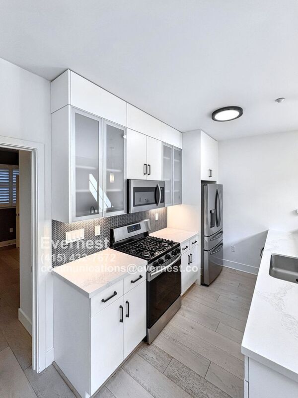 1565 32nd St in Oakland, CA - Building Photo - Building Photo