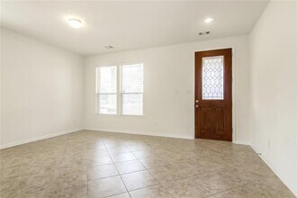 16402 Lanesborough Dr in Houston, TX - Building Photo - Building Photo