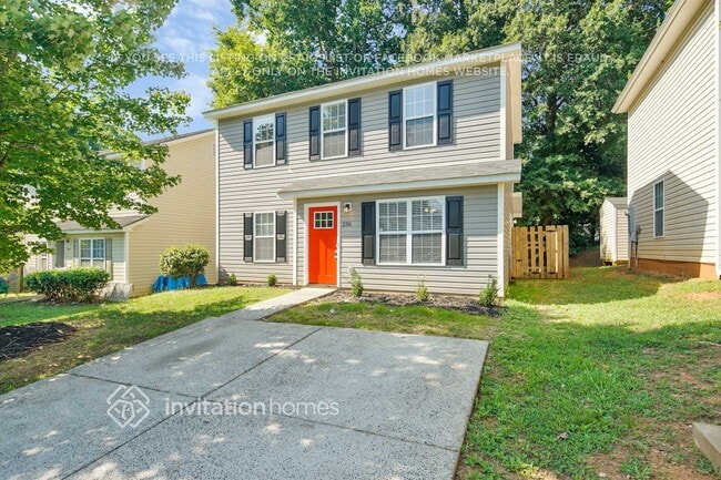 236 Pangle Dr in Charlotte, NC - Foto de edificio - Building Photo