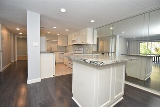56 Club House Dr in Palm Coast, FL - Building Photo - Building Photo