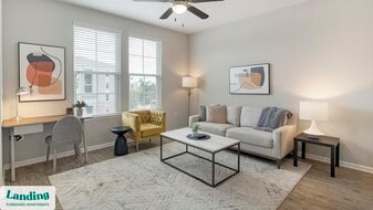 2300 Tapestry Park Dr in Land O Lakes, FL - Building Photo