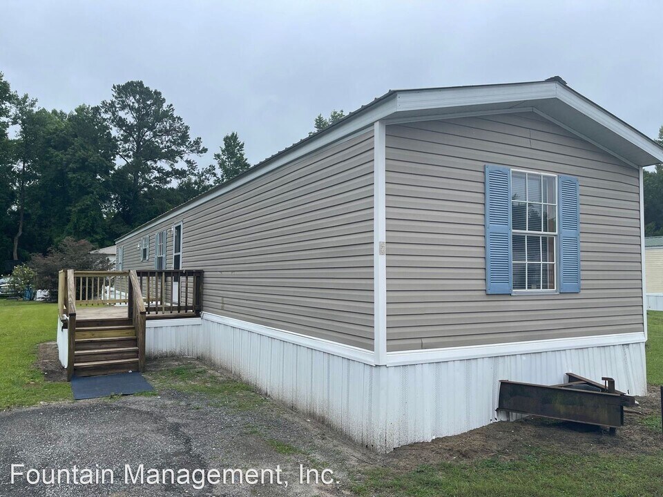 330 Fire Tower Rd Photo