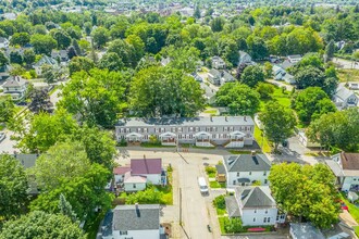 17-27A Dyer Street in Laconia, NH - Building Photo - Building Photo