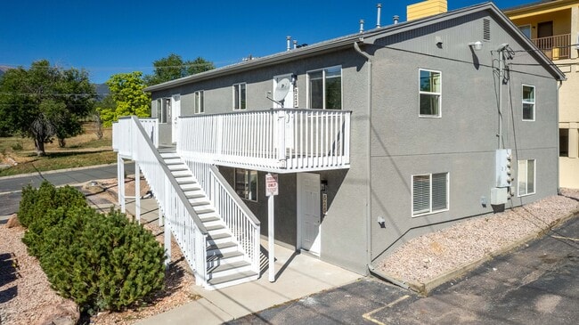 525 N 20th St, Unit 525 in Colorado Springs, CO - Foto de edificio - Building Photo