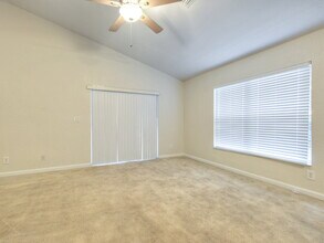 125 Pennock Landing Cir in Jupiter, FL - Building Photo - Building Photo