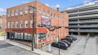 61 Field St in Waterbury, CT - Building Photo