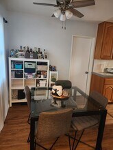 532 Rosecrans Ave in Manhattan Beach, CA - Foto de edificio - Building Photo