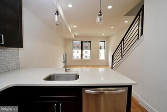 2015 N 5th St in Philadelphia, PA - Building Photo - Building Photo
