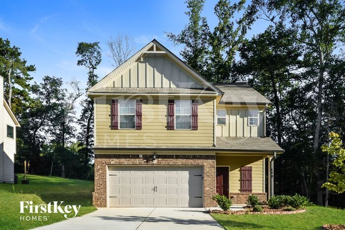 448 Louise Way in Locust Grove, GA - Building Photo