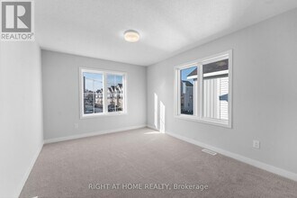 717 Tincture Pl in Ottawa, ON - Building Photo - Building Photo