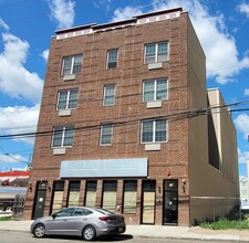 785 W Side Ave in Jersey City, NJ - Building Photo - Building Photo