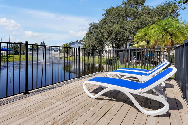 Park Village in Melbourne, FL - Foto de edificio - Building Photo