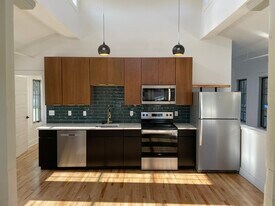 723 Jefferson Street in Lynchburg, VA - Building Photo