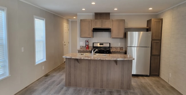 property at 109 Applewood Ln