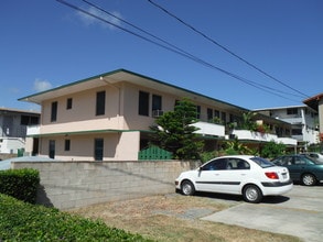 721 Palani Ave in Honolulu, HI - Building Photo - Building Photo