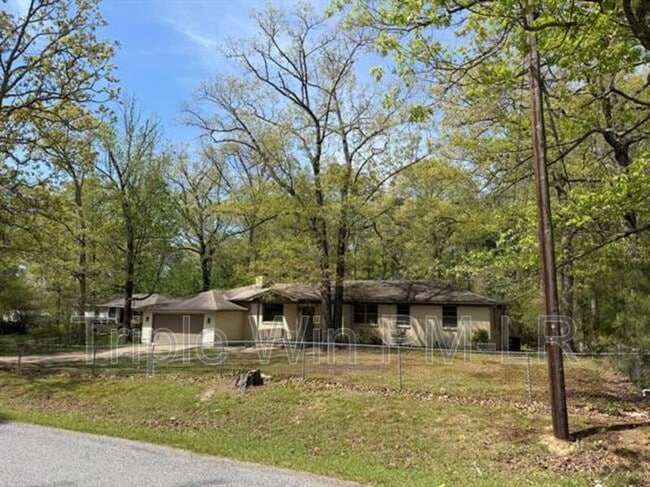 17512 Bradshaw Rd in Little Rock, AR - Building Photo - Building Photo