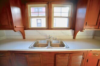 4421 N Cramer St in Shorewood, WI - Building Photo - Building Photo