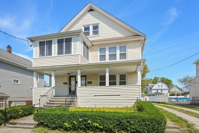 108 Barnum Ter in Stratford, CT - Building Photo - Building Photo