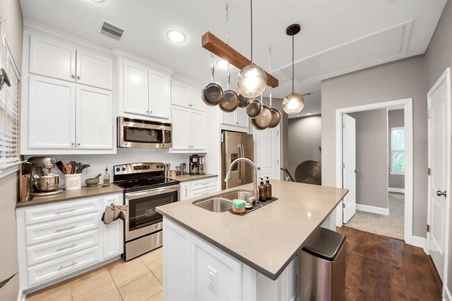 property at 304 Felt Cir