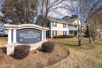 Nirvana Breckenridge in Forest Park, GA - Foto de edificio - Building Photo