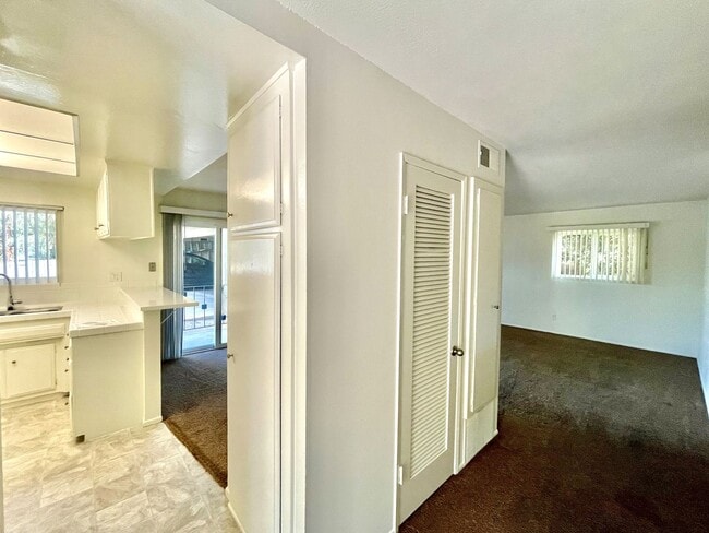 267 Alestar St in Vista, CA - Building Photo - Building Photo