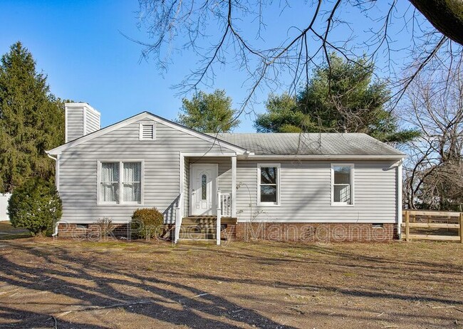 6318 Sledds Lake Rd
