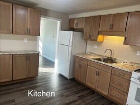 160 W Schwab Ave, Unit 2nd Floor #2 in Homestead, PA - Building Photo
