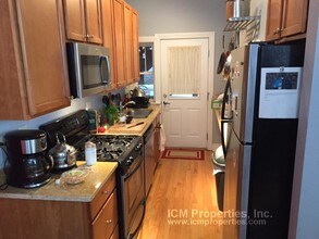 4863 N Hermitage Ave-Unit -4865-GW in Chicago, IL - Building Photo - Building Photo