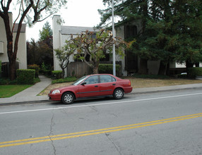 2017 Halford Ave in Santa Clara, CA - Building Photo - Building Photo