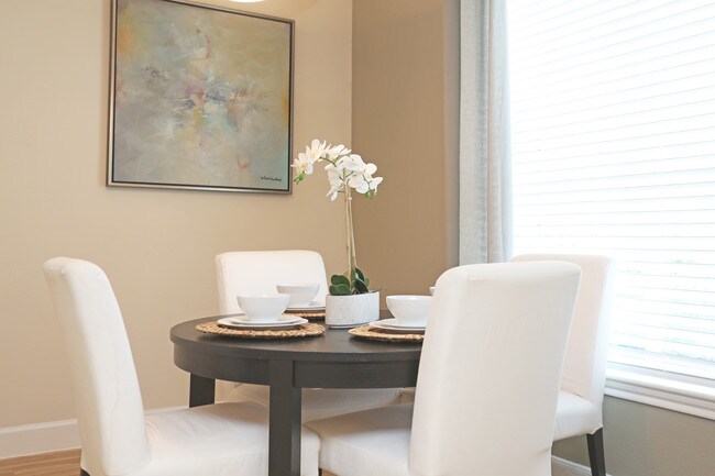 Greenwood Forest in Houston, TX - Building Photo - Interior Photo