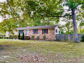 26125 Cresent Ln in Mechanicsville, MD - Building Photo - Building Photo
