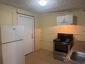 20 Washington Ave in Old Orchard Beach, ME - Building Photo