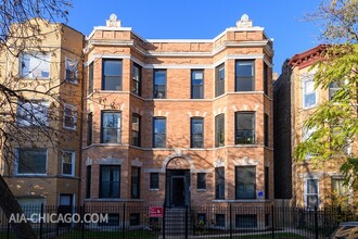 2852-2854 W Shakespeare Ave in Chicago, IL - Building Photo - Building Photo