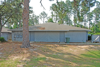 410 Crow Rd in Pensacola, FL - Building Photo - Building Photo