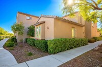 11338 Belmont Lake Dr, Unit 1 in Las Vegas, NV - Building Photo - Building Photo