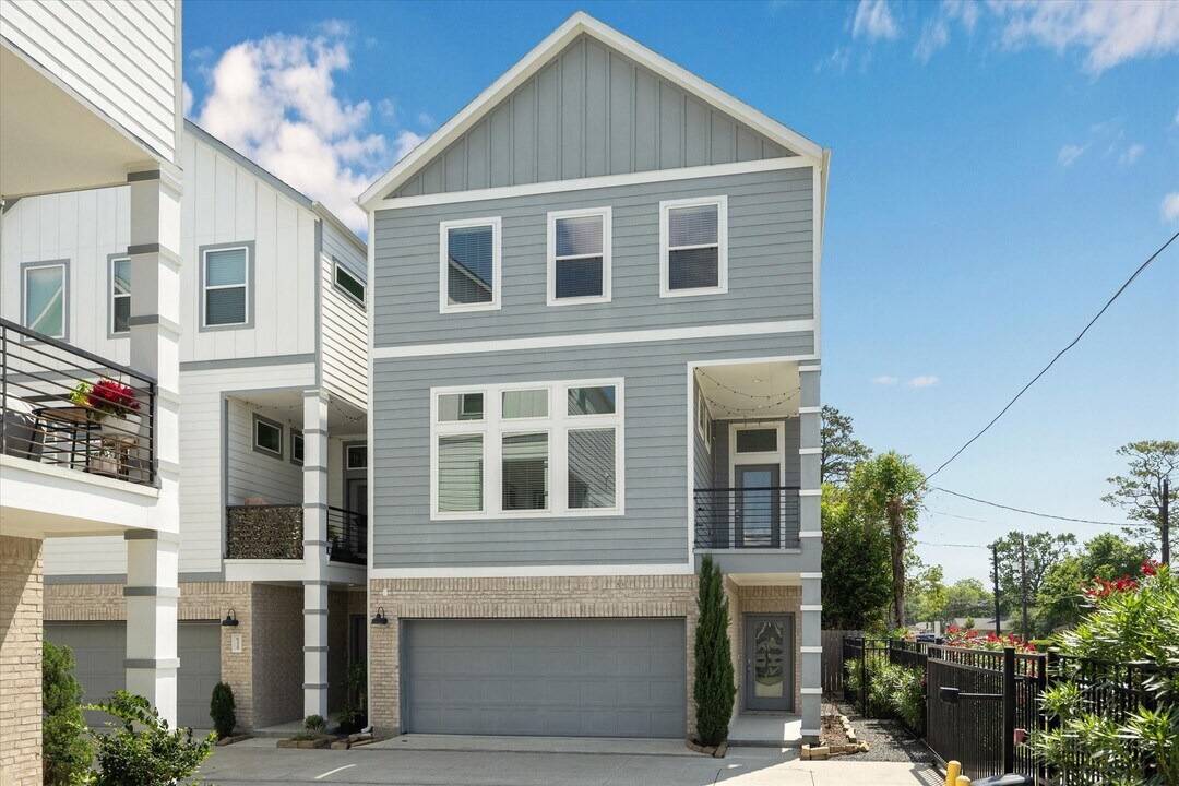 622 Janisch Rd in Houston, TX - Building Photo