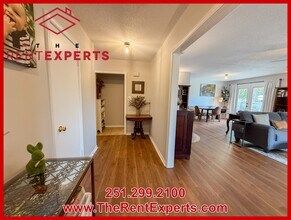 905 Deer Run Dr in Saraland, AL - Building Photo - Building Photo