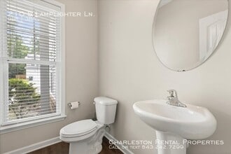 210 S Lamplighter Ln in Summerville, SC - Building Photo - Building Photo