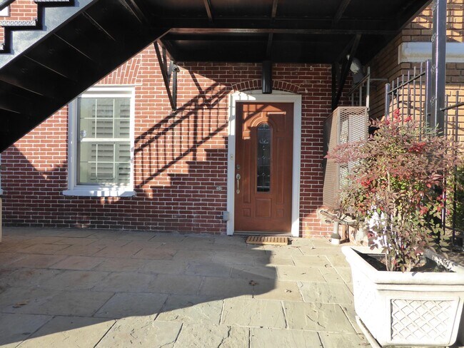 2920 Sherman Ave NW in Washington, DC - Building Photo - Building Photo