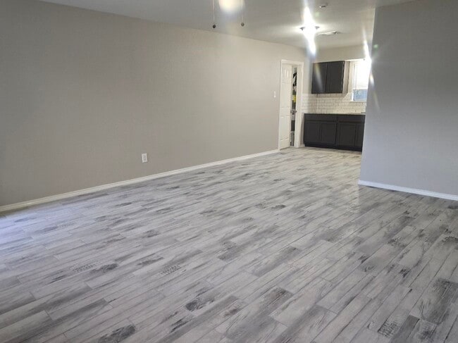 3451 Hwy 6 in Alvin, TX - Building Photo - Building Photo