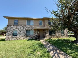 803 Sissom Rd in Killeen, TX - Building Photo