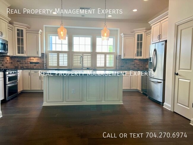 2355 Crockett Park Pl in Charlotte, NC - Building Photo - Building Photo