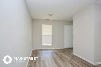 2347 Bridlewood Blvd in Obetz, OH - Building Photo - Building Photo